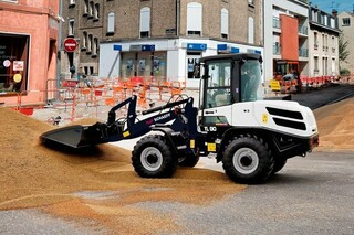 Schaeff-Tl-80-Fahrgeschwindigkeit-I-Boehrer-Baumaschinen